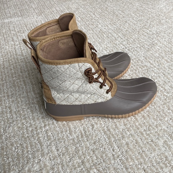 Marleylilly Duck Boots - Picture 2 of 5
